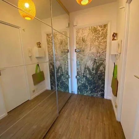 And Breakfast Apartment